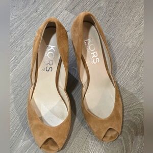 Michael Kors Tan Suede Leather Peep Toe Platform Wedge Pumps Size 8.5